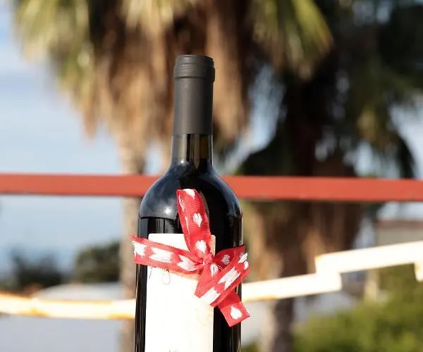 Bed & Breakfast Magma 3*